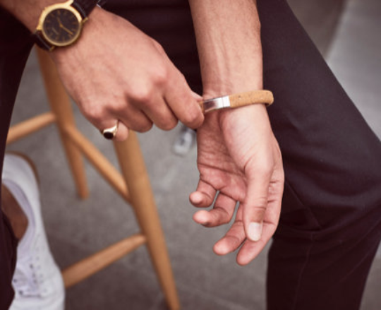 Cork Bracelet & Vegan Card Holder